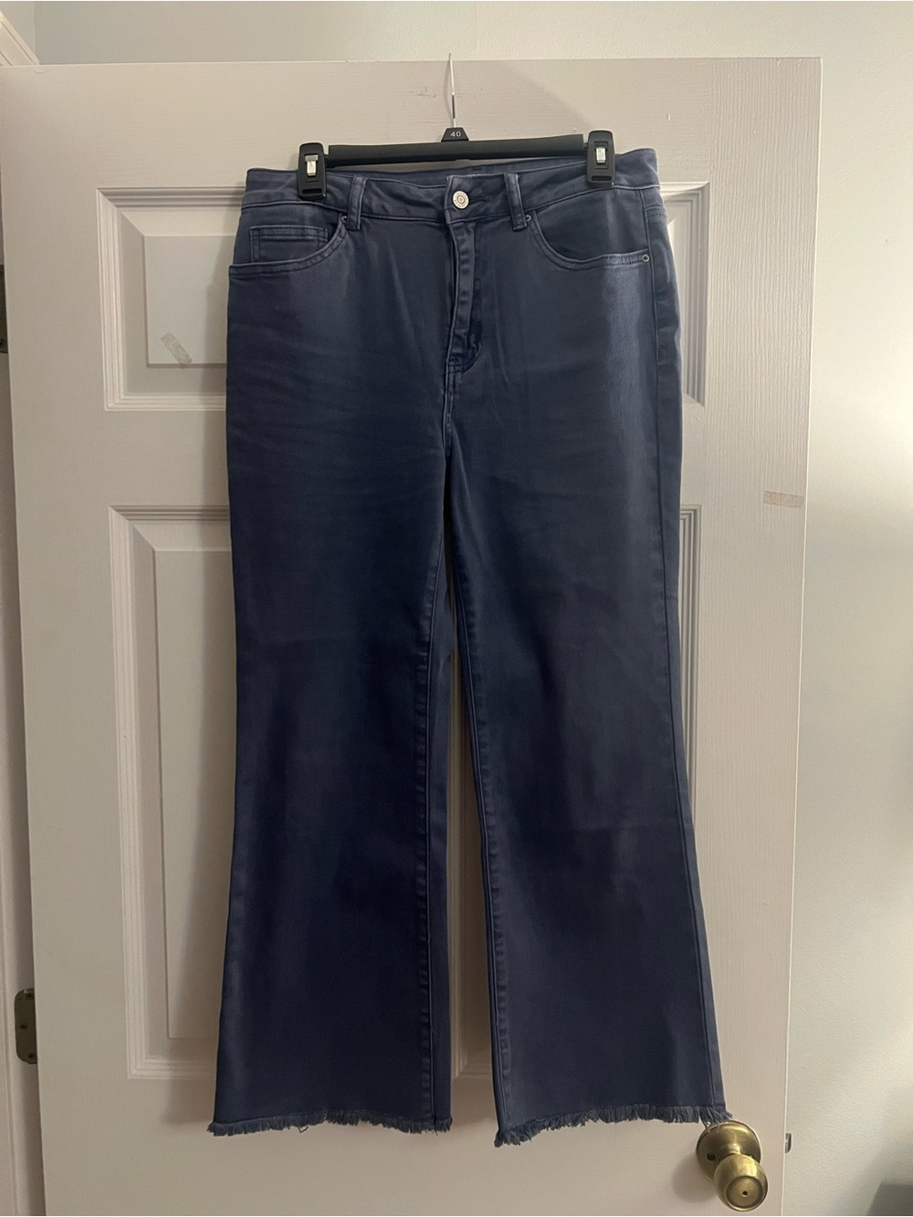 Zenana Women's Navy Wide-Leg Jeans with Frayed Hem